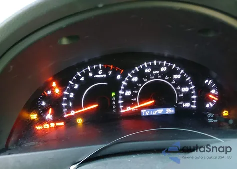 2010 Toyota Camry Le z USA, uszkodzony, nr VIN 4T4BF3EK4AR065853